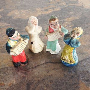 Vintage Chalk Ware Salt & Pepper Shakers